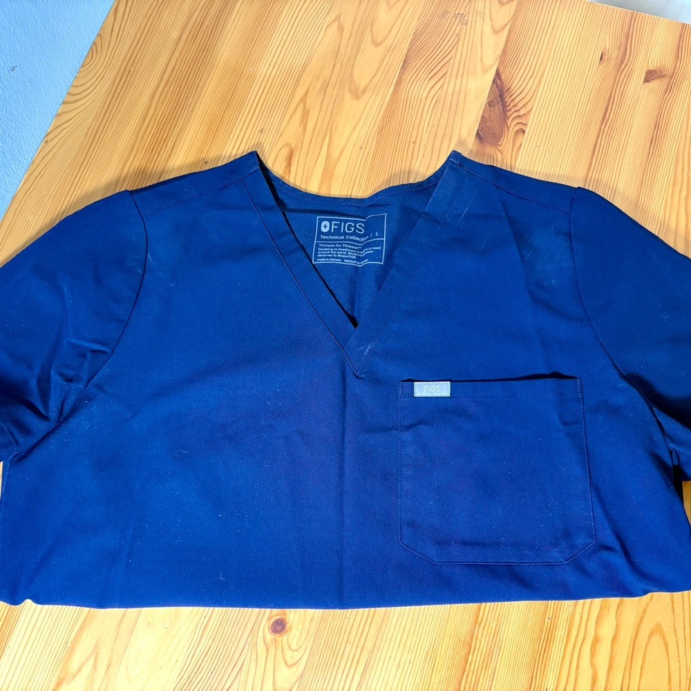 Figs Technical Collection Deep Blue Top